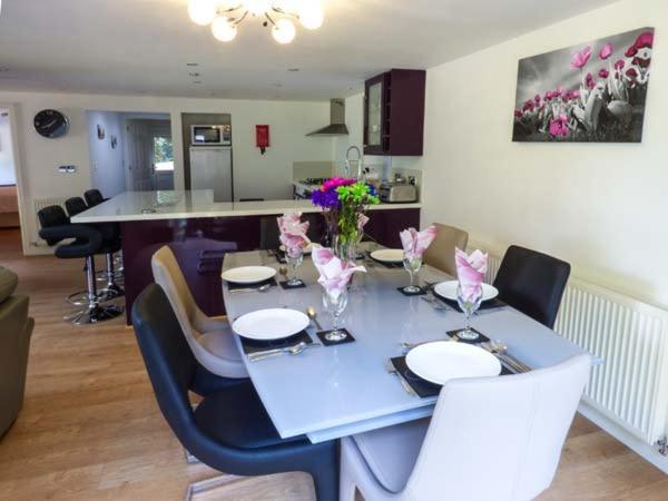Dunsdale Lodge Frodsham Buitenkant foto