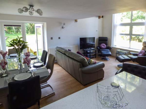 Dunsdale Lodge Frodsham Buitenkant foto